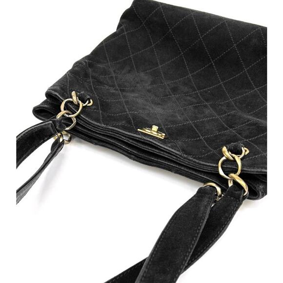 CHANEL Black Suede Shoulder Bag A-A13696 - Picture 6 of 13